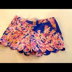 Lilly Pulitzer scalloped shorts